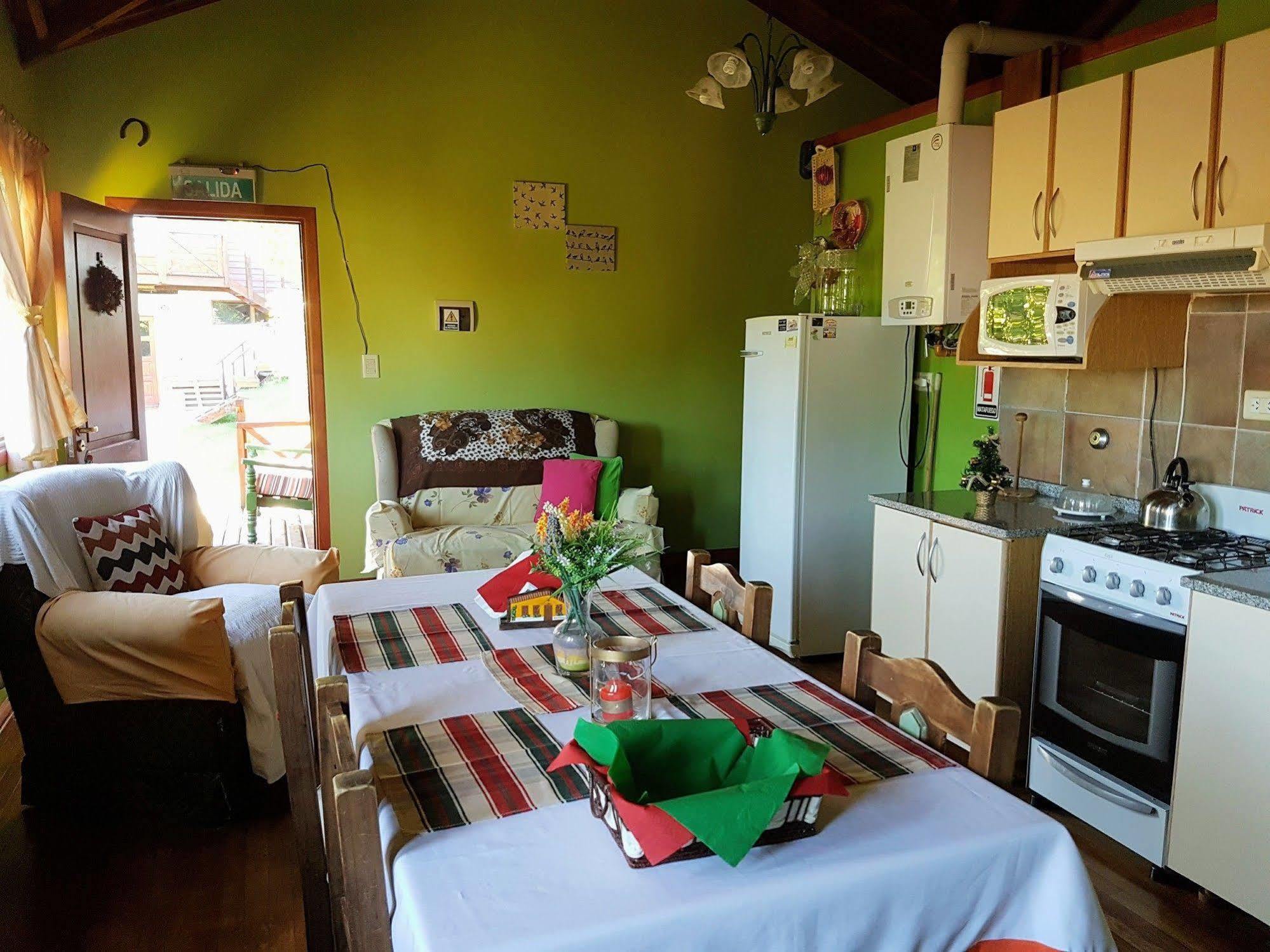 Cabanas Normana Inn El Calafate Extérieur photo